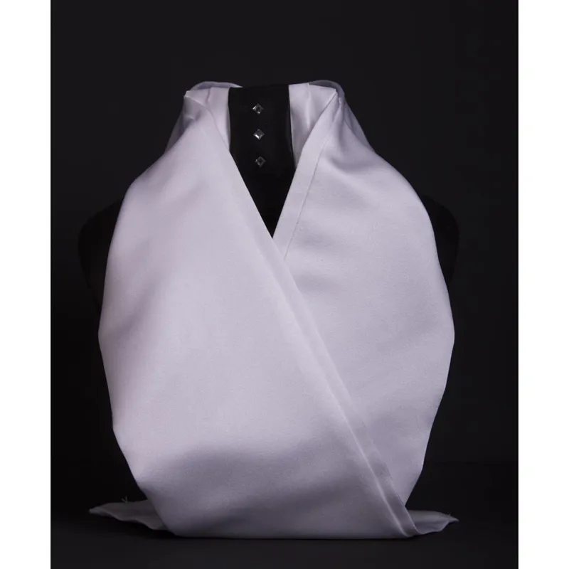 ShowQuest Chique Stock - White/Navy